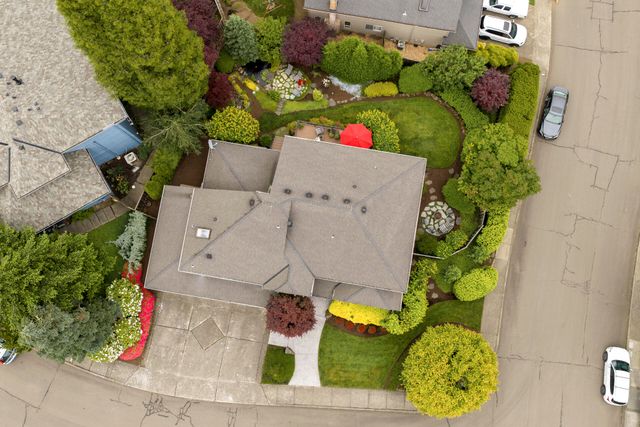 1960 Sunburst Terrace, West Linn, OR 97068