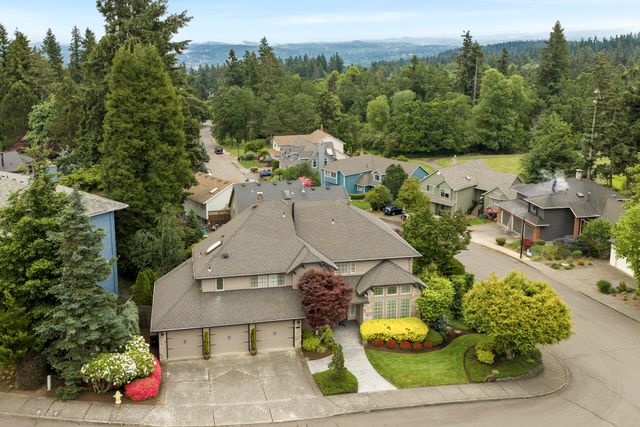 1960 Sunburst Terrace, West Linn, OR 97068