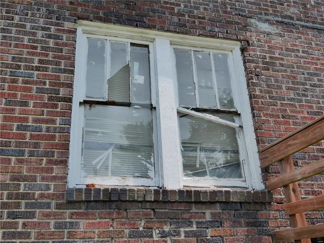 7210 Normandy Place, St Louis, MO 63121