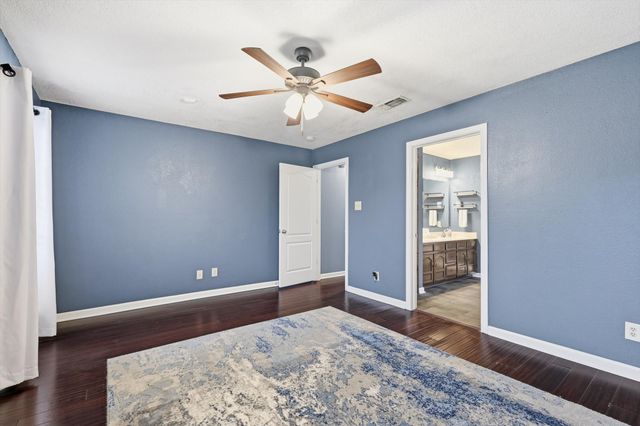 7221 Mccoy Drive, Watauga, TX 76148