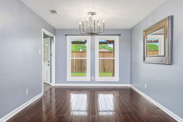 7221 Mccoy Drive, Watauga, TX 76148