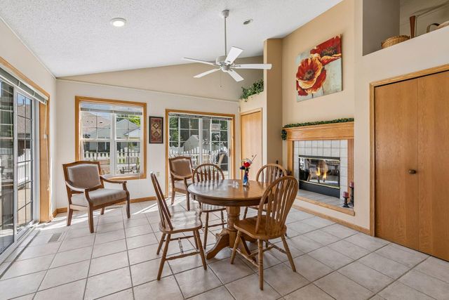 6936 Inverness Court 23, Inver Grove Heights, MN 55077