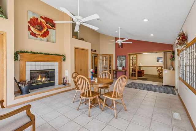 6936 Inverness Court 23, Inver Grove Heights, MN 55077