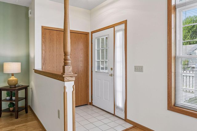6936 Inverness Court 23, Inver Grove Heights, MN 55077