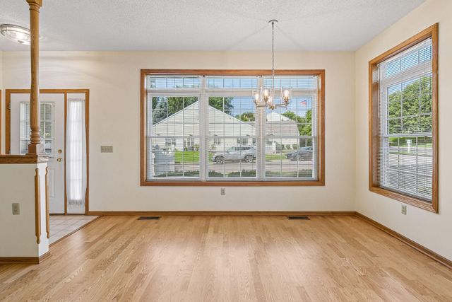 6936 Inverness Court 23, Inver Grove Heights, MN 55077