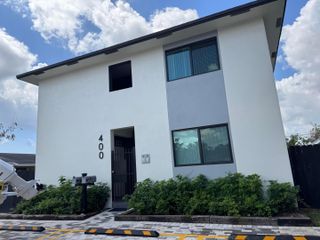400 NE 30th Street 2, Pompano Beach, FL 33064