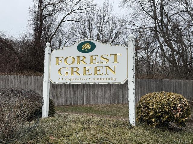 2399 Union Boulevard 8B, Islip, NY 11751