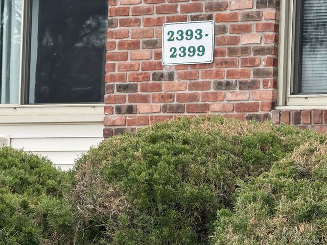 2399 Union Boulevard 8B, Islip, NY 11751