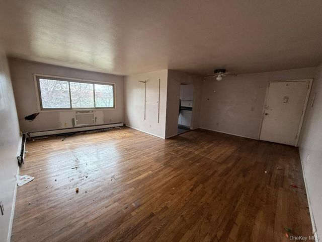 2399 Union Boulevard 8B, Islip, NY 11751