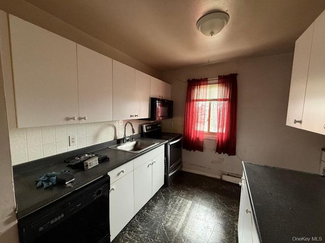 2399 Union Boulevard 8B, Islip, NY 11751