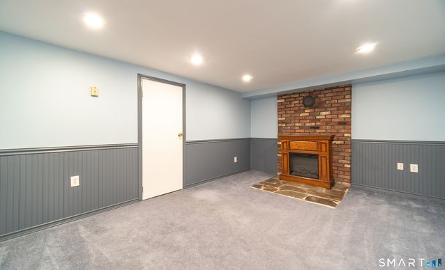 183 Aston Lane, Middletown, CT 06457