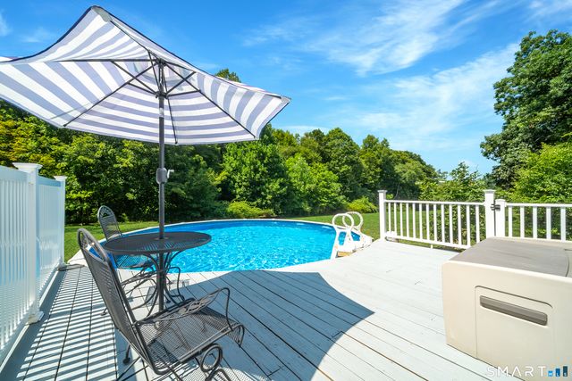 183 Aston Lane, Middletown, CT 06457