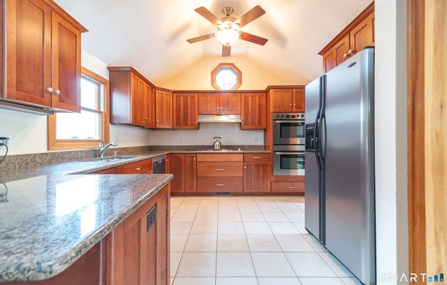 183 Aston Lane, Middletown, CT 06457