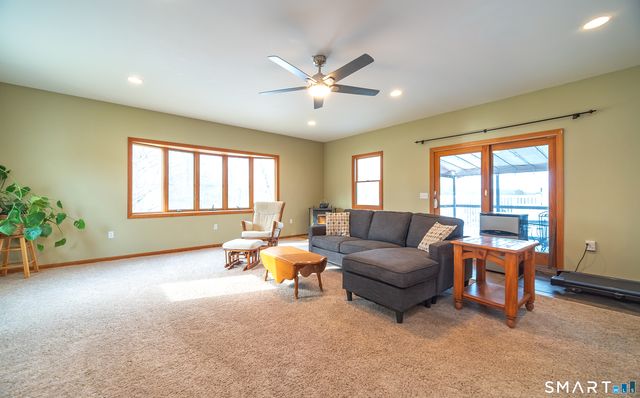 183 Aston Lane, Middletown, CT 06457