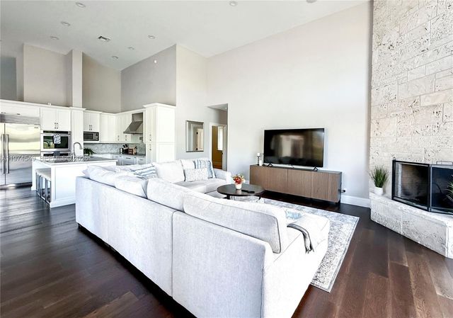400 Alexandra Cir 0, Weston, FL 33326