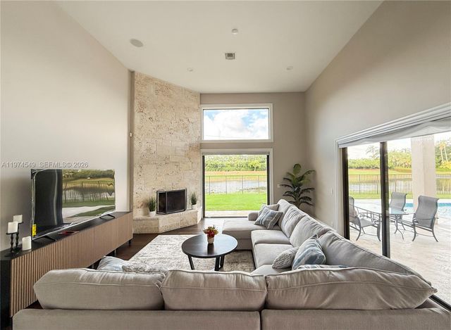 400 Alexandra Cir 0, Weston, FL 33326