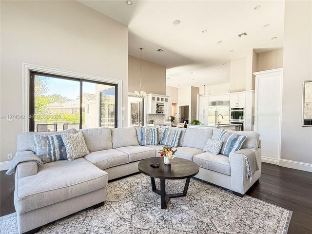 400 Alexandra Cir 0, Weston, FL 33326