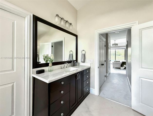400 Alexandra Cir 0, Weston, FL 33326