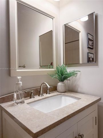 400 Alexandra Cir 0, Weston, FL 33326