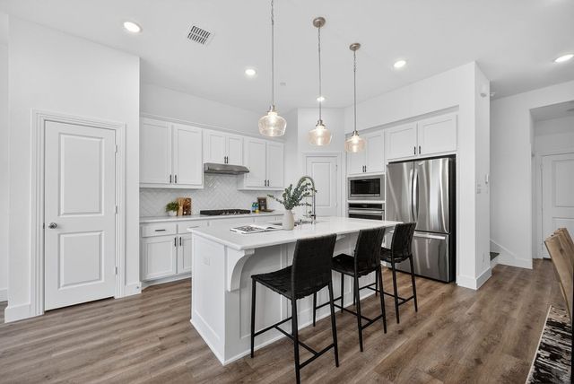 409 Blue Creek Cove, Mckinney, TX 75071