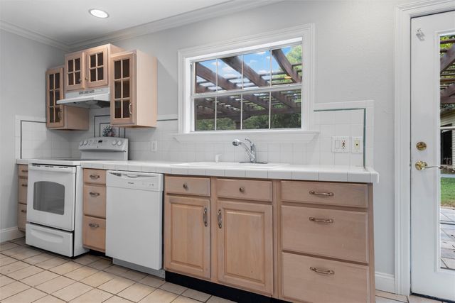 2131 Mountainview Drive, Waco, TX 76710