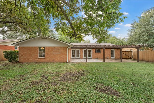 2131 Mountainview Drive, Waco, TX 76710