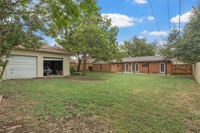 2131 Mountainview Drive, Waco, TX 76710