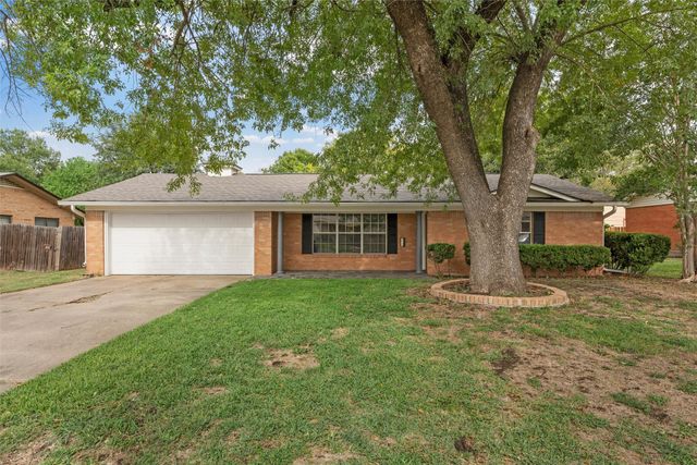 2131 Mountainview Drive, Waco, TX 76710