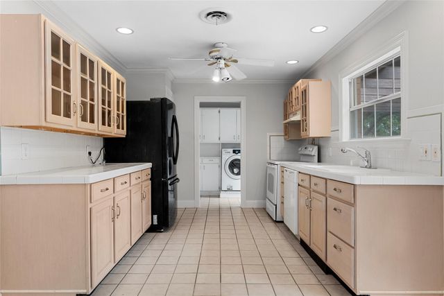 2131 Mountainview Drive, Waco, TX 76710