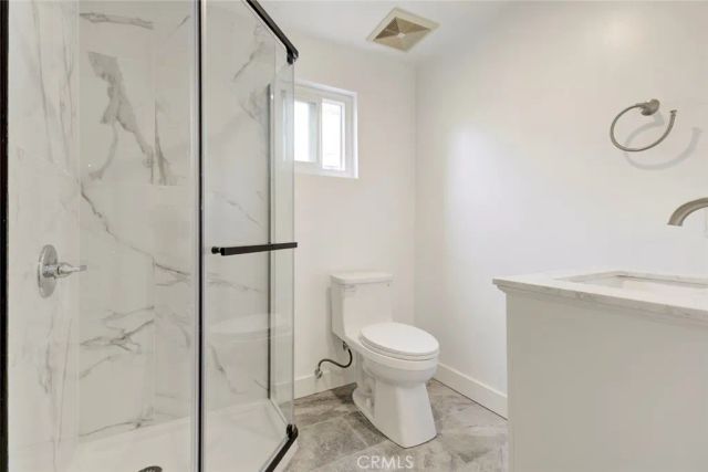 247 N Oak Avenue, Pasadena, CA 91107