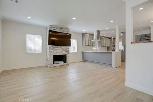 247 N Oak Avenue, Pasadena, CA 91107