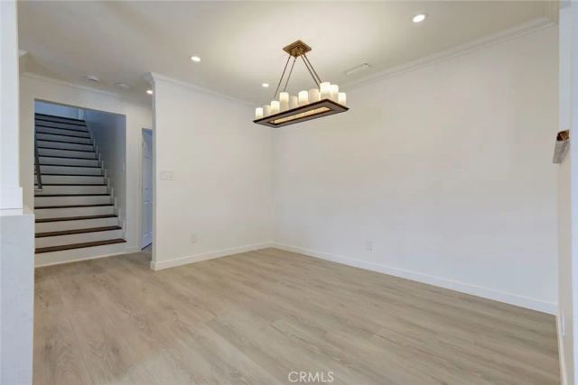 247 N Oak Avenue, Pasadena, CA 91107