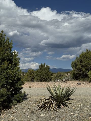 9-A Paseo Del Pajaro, Santa Fe, NM 87506