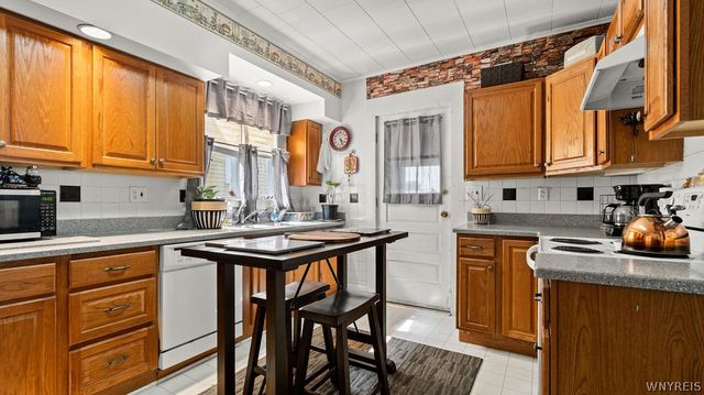 5981 Washington, Newfane, NY 14126