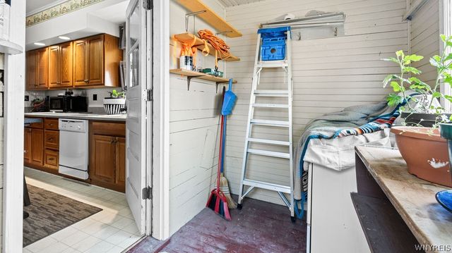 5981 Washington, Newfane, NY 14126