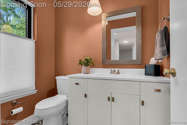 6692 Balmoral Terrace, Clarkston, MI 48346