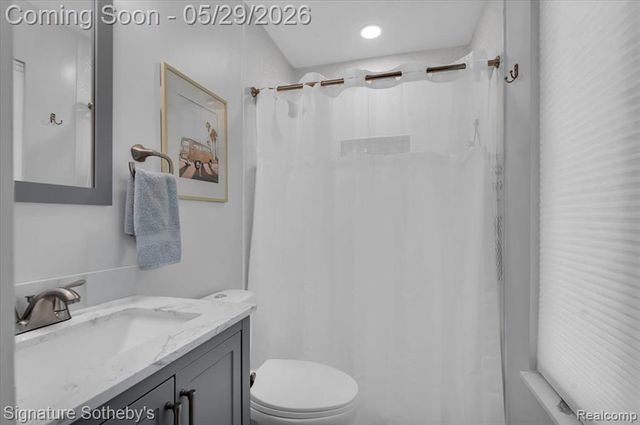 6692 Balmoral Terrace, Clarkston, MI 48346