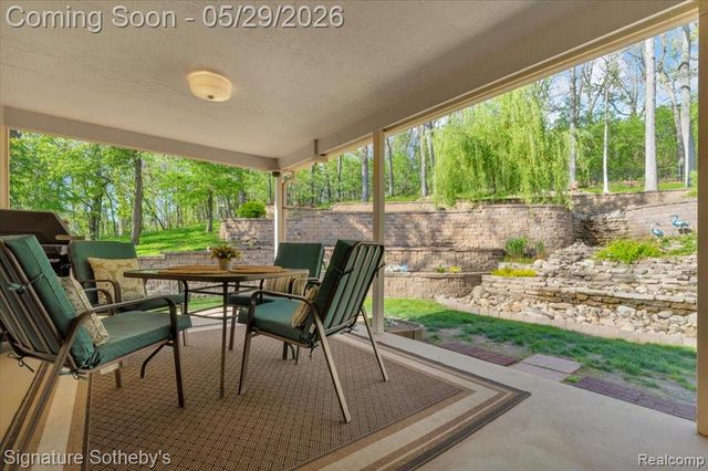 6692 Balmoral Terrace, Clarkston, MI 48346