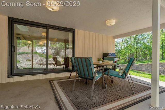 6692 Balmoral Terrace, Clarkston, MI 48346
