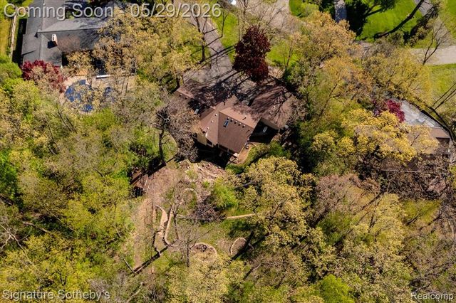 6692 Balmoral Terrace, Clarkston, MI 48346