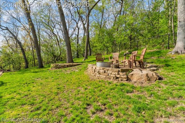 6692 Balmoral Terrace, Clarkston, MI 48346