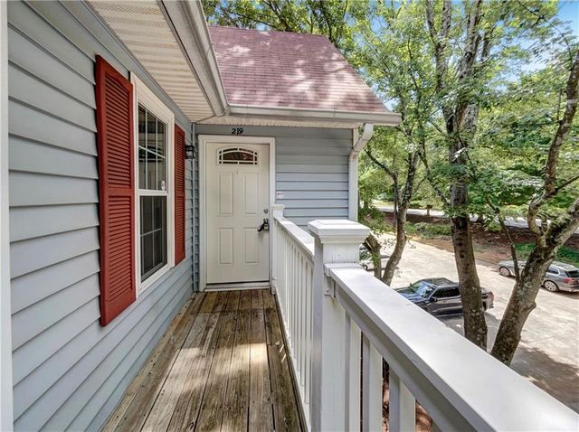 219 Cobblestone Trail, Avondale Estates, GA 30002