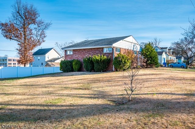 130 Woodrow Ave, Piscataway Twp., NJ 08854