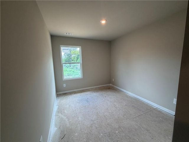 327 Rolling Green Road 101, Adairsville, GA 30103