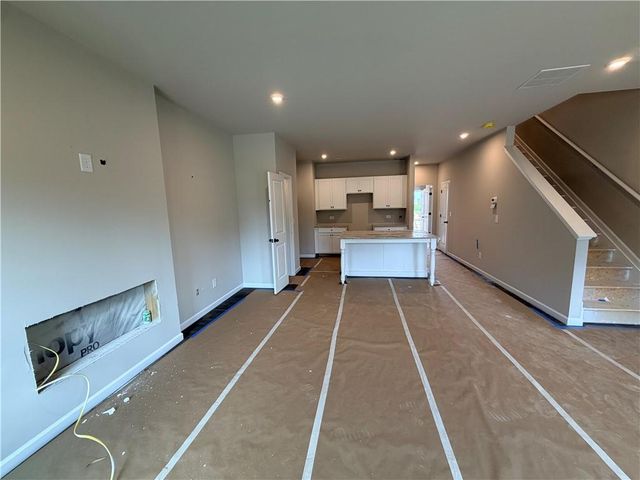 327 Rolling Green Road 101, Adairsville, GA 30103