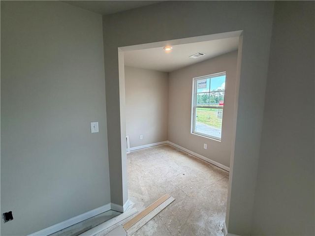 327 Rolling Green Road 101, Adairsville, GA 30103
