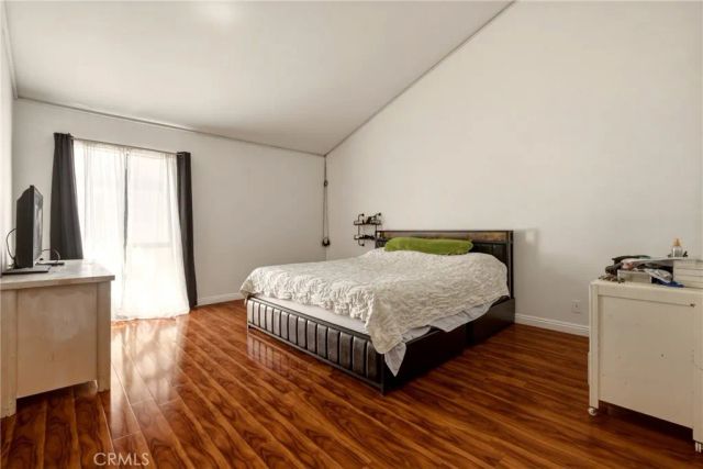 8933 Willis 15, Panorama City, CA 91402