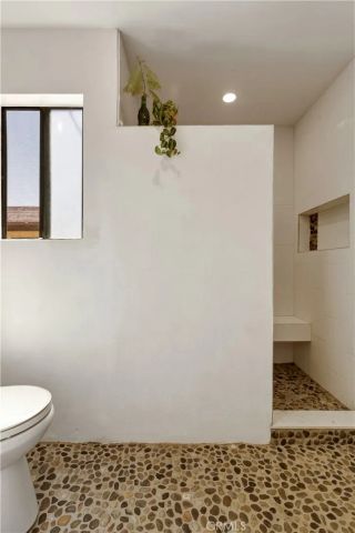 8933 Willis 15, Panorama City, CA 91402