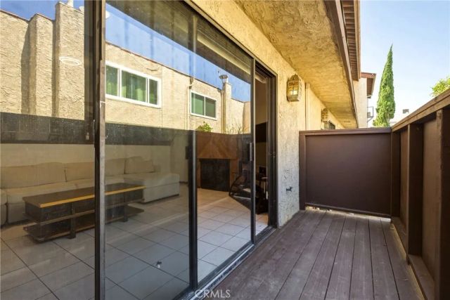 8933 Willis 15, Panorama City, CA 91402