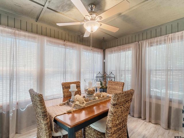 168 Hearthside Path, Holly Lake Ranch, TX 75765
